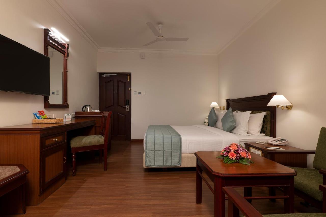 Issacs Residency Hotel มุนนาร์ ภายนอก รูปภาพ